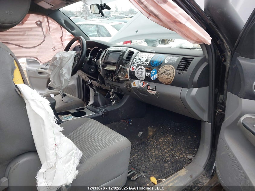 5TFUX4ENXFX038960 2015 TOYOTA TACOMA photo no. 5