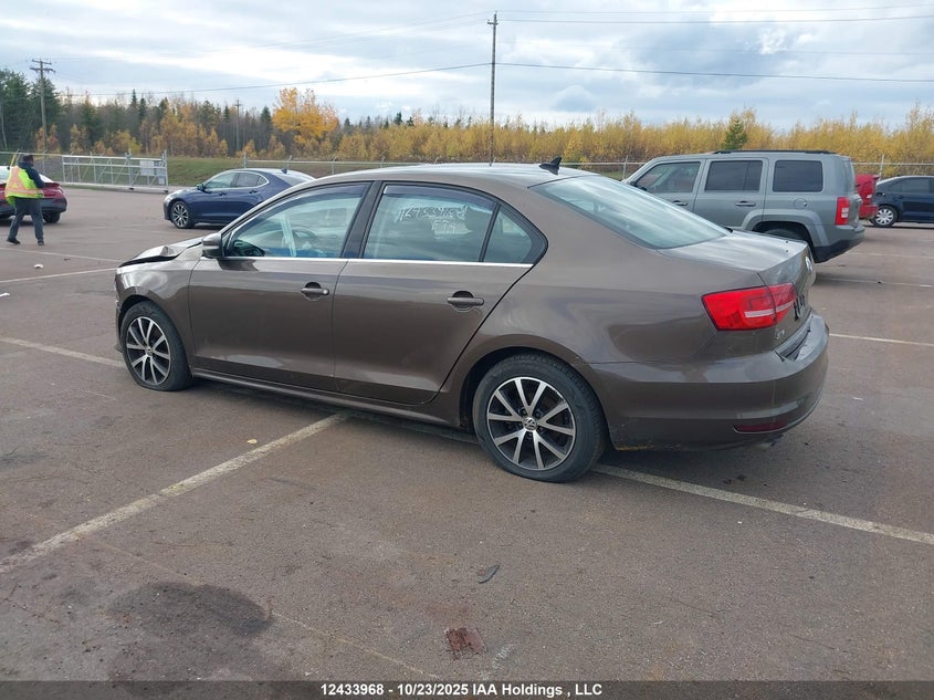 3VWWA7AJXFM224287 2015 VOLKSWAGEN JETTA photo no. 3