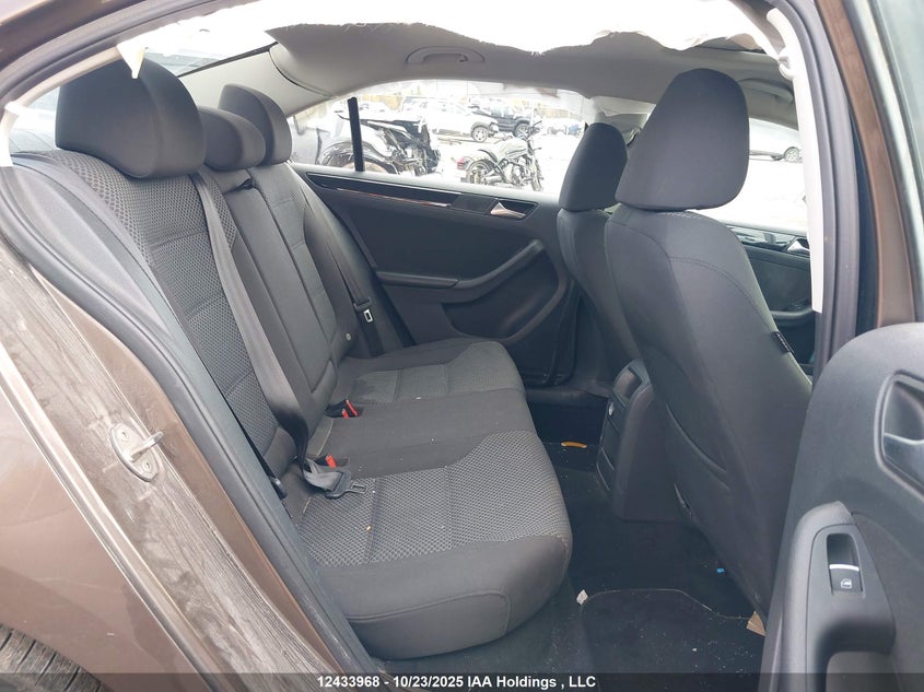 2015 Volkswagen Jetta 2.0 Tdi Comfortline VIN: 3VWWA7AJXFM224287 Lot: 12433968