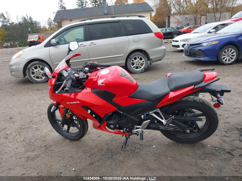 MLHNC5125F5100078 2015 HONDA CBR photo no. 15