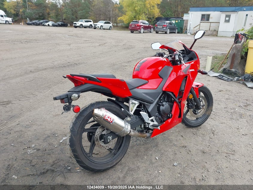 MLHNC5125F5100078 2015 HONDA CBR photo no. 4