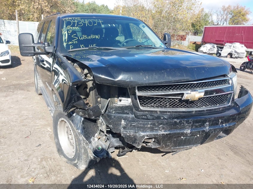 1GNWKLEG4BR149335 2011 CHEVROLET SUBURBAN photo no. 6
