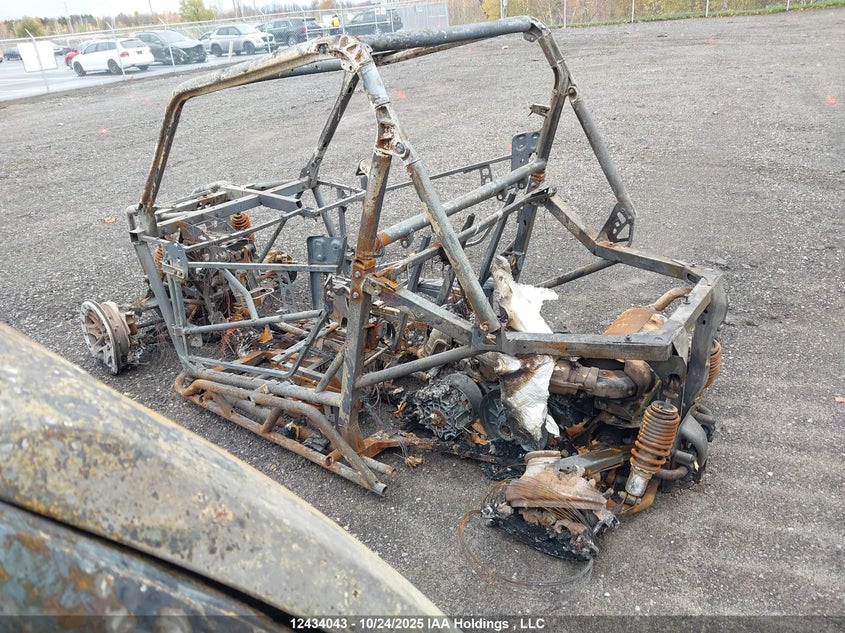 3JB1GAP48JK002879 2018 CAN-AM/ BRP MAVERICK photo no. 3