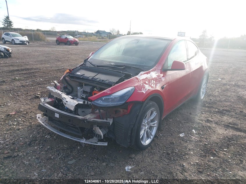LRWYGDEE7PC163339 2023 TESLA MODEL Y photo no. 2
