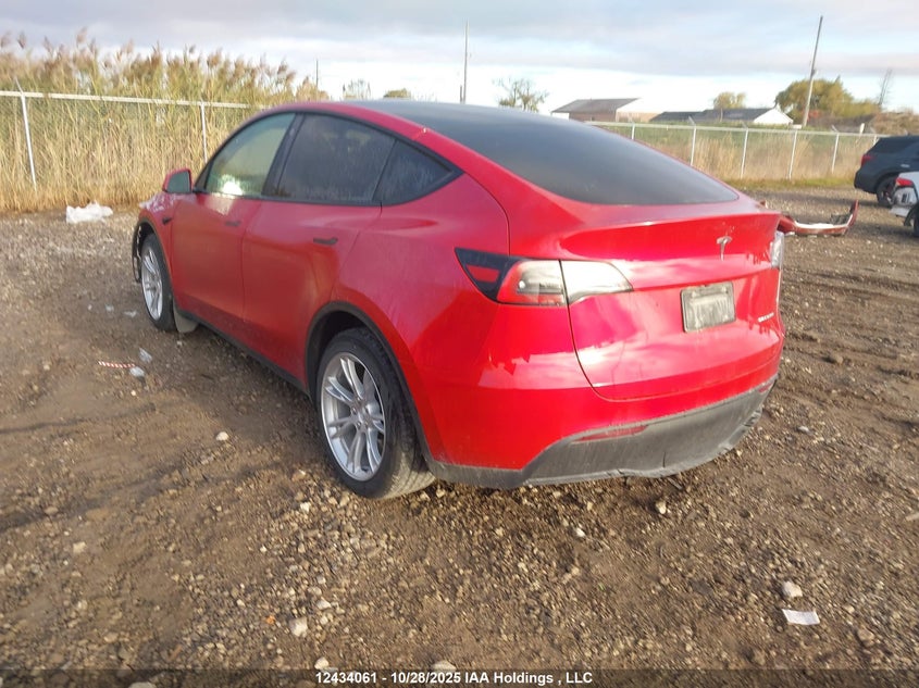 LRWYGDEE7PC163339 2023 TESLA MODEL Y photo no. 3