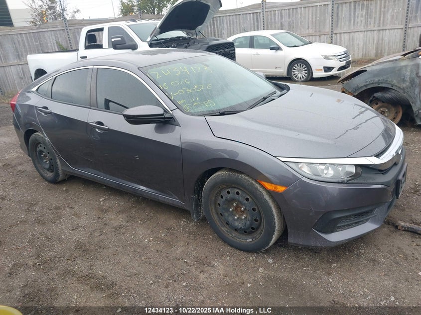 2HGFC2F50GH030526 2016 HONDA CIVIC photo no. 13