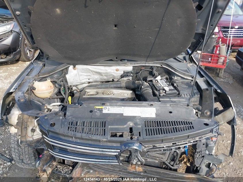 WVGJV7AX8FW566337 2015 VOLKSWAGEN TIGUAN photo no. 10