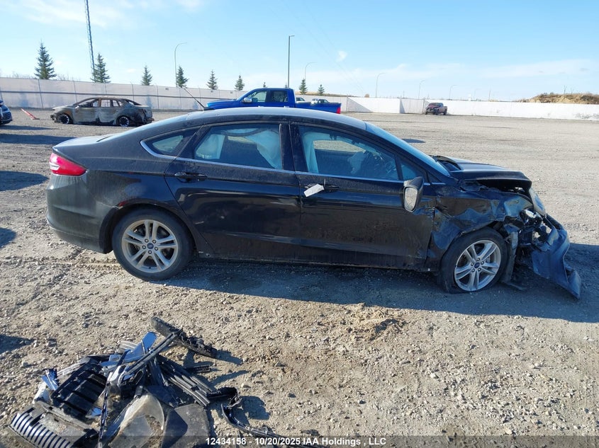 3FA6P0H73JR250802 2018 FORD FUSION photo no. 13