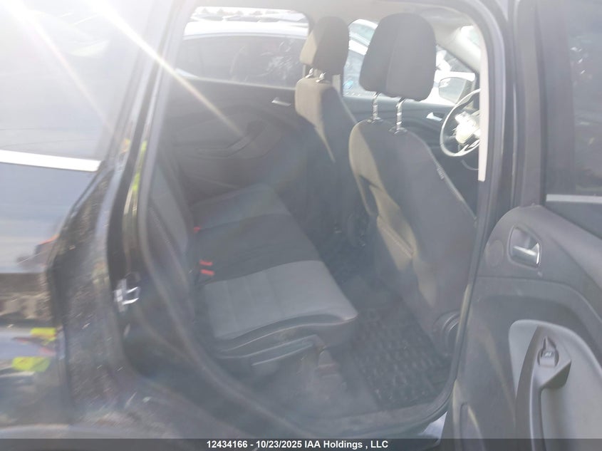 1FMCU0G96DUA36856 2013 FORD ESCAPE photo no. 8