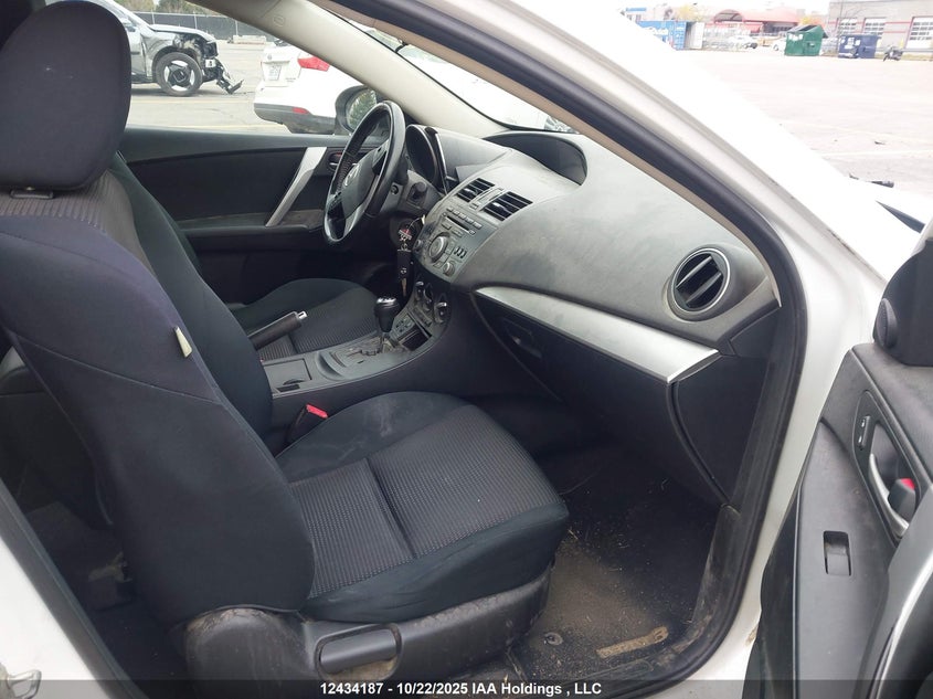 JM1BL1L70C1620280 2012 MAZDA 3 photo no. 5