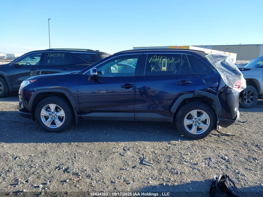 2T3R1RFV8MW232911 2021 TOYOTA RAV 4 photo no. 15