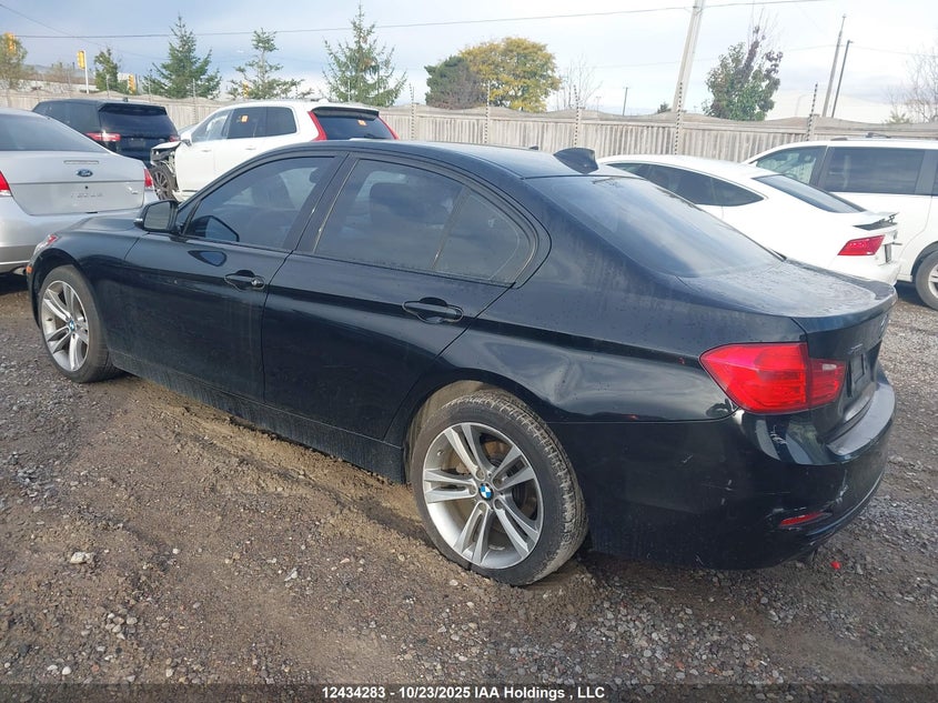 WBA3C3C55EF986320 2014 BMW 3ER photo no. 3