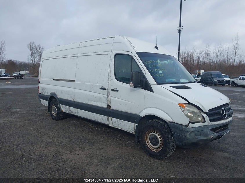 MERCEDES-BENZ SPRINTER 2500