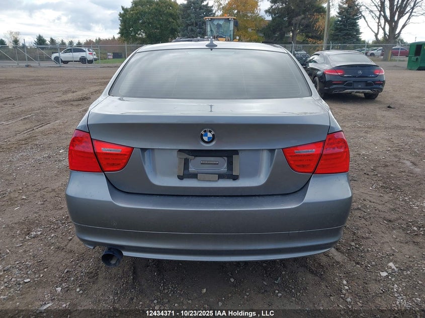 2011 BMW 328 Xi VIN: WBAPK7C56BA974472 Lot: 12434371