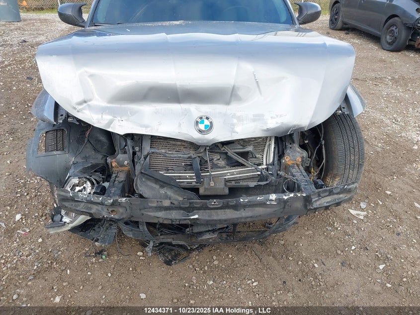 2011 BMW 328 Xi VIN: WBAPK7C56BA974472 Lot: 12434371