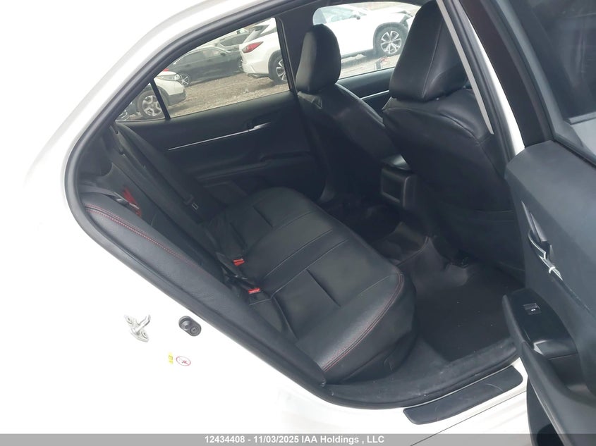 4T1B31HK6JU002935 2018 TOYOTA CAMRY photo no. 8