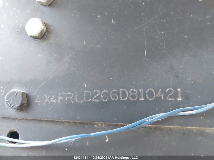 4X4FRLD266D810421 2006   photo no. 13