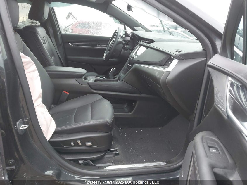 1GYKNDRS6PZ180249 2023 CADILLAC XT5 photo no. 5