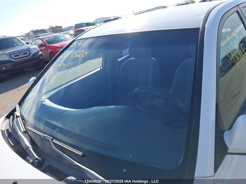 KMHDN45D74U868481 2004 HYUNDAI ELANTRA photo no. 17