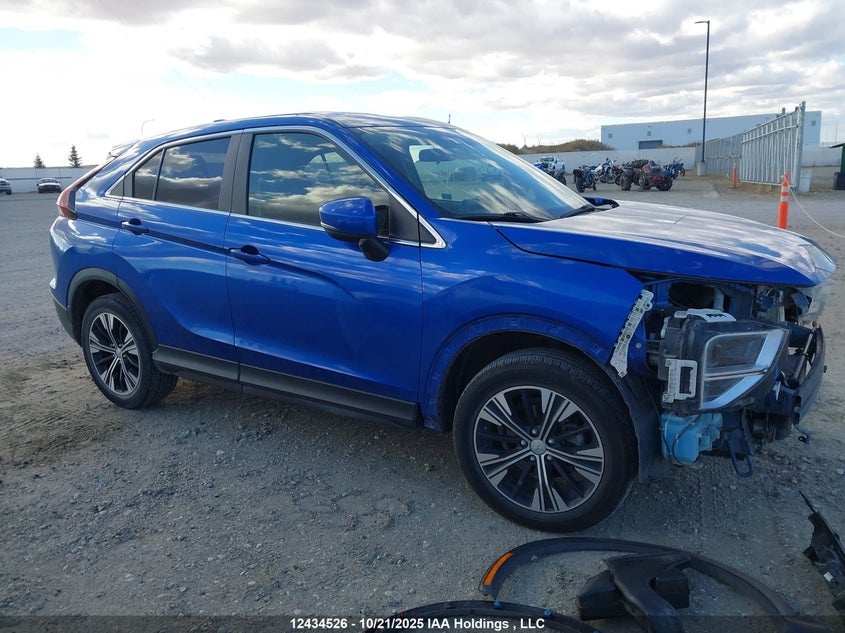 JA4ATUAA1NZ600470 2022 MITSUBISHI ECLIPSE CROSS photo no. 13