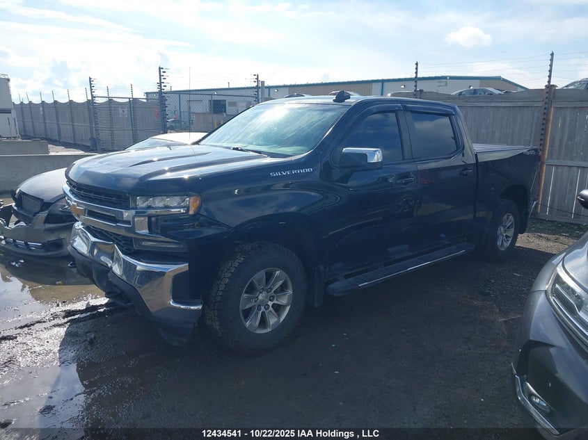 1GCUYDED5NZ114639 2022 CHEVROLET SILVERADO photo no. 2