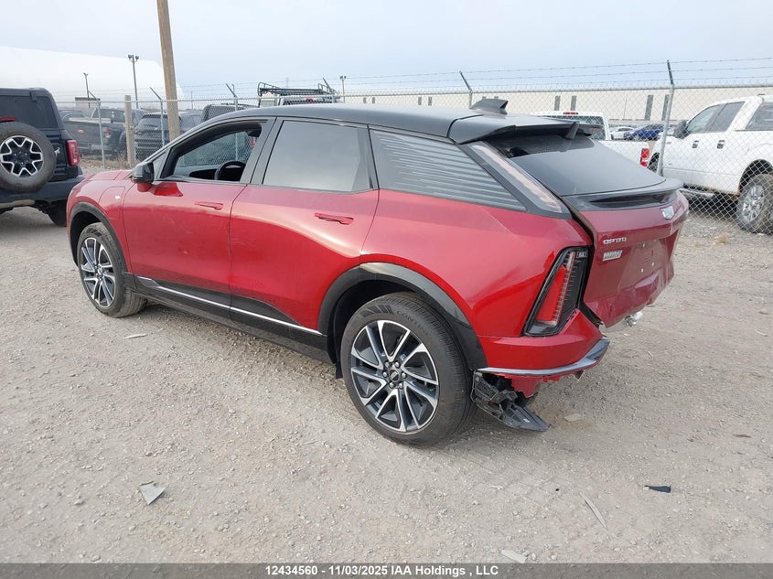 3GYK3EMR0SS193214 2025 CADILLAC OPTIQ photo no. 3