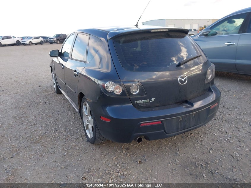 JM1BK343481814795 2008 MAZDA 3 photo no. 3