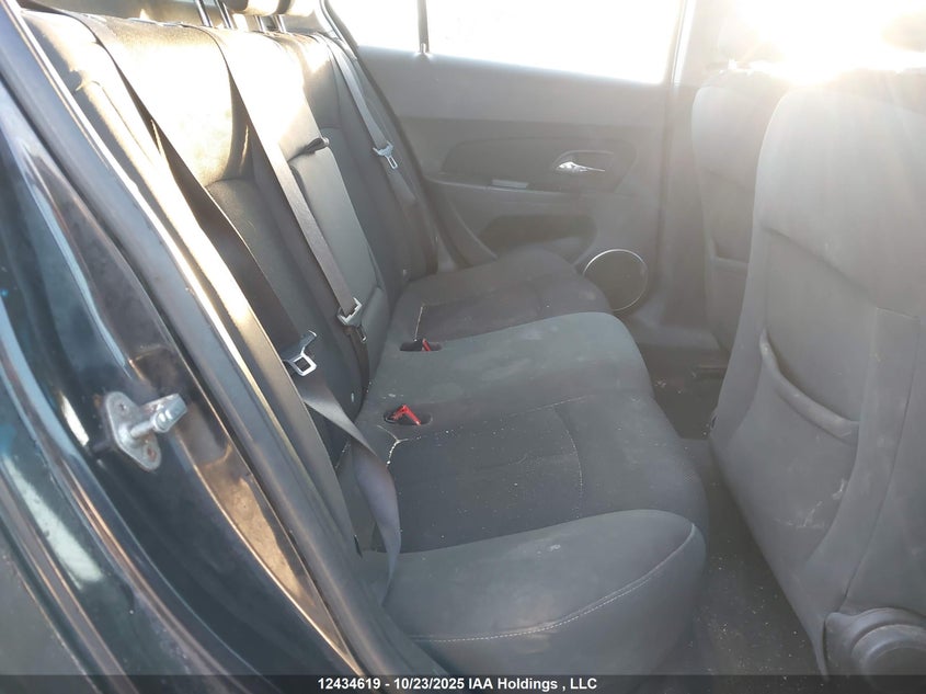 1G1PF5S91B7117904 2011 CHEVROLET CRUZE photo no. 8