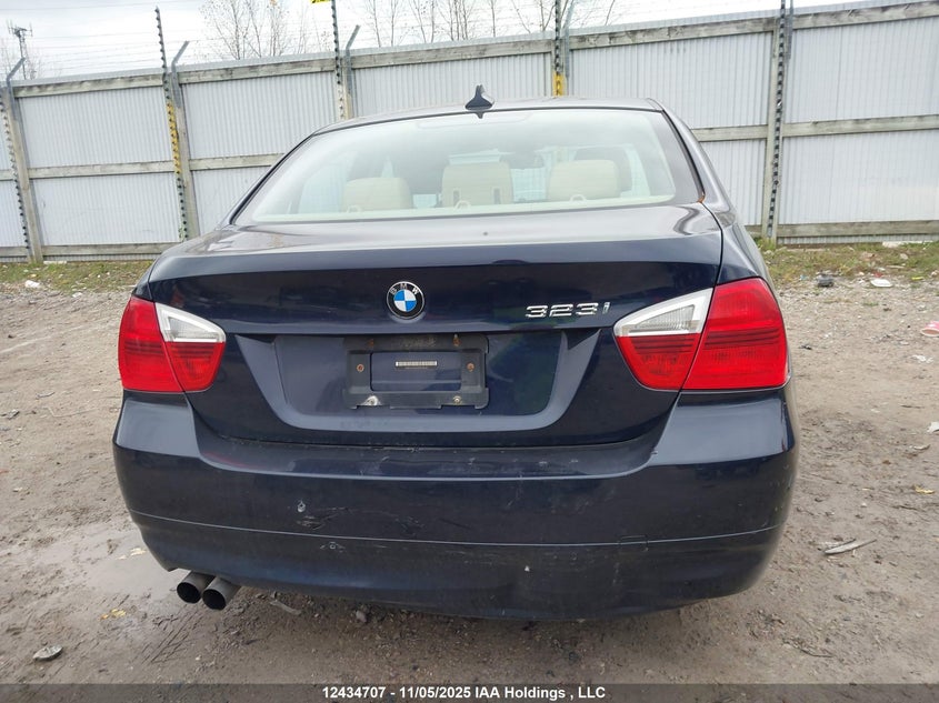2007 BMW 323I VIN: WBAVH13517KC98214 Lot: 12434707