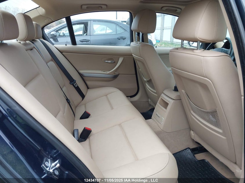 2007 BMW 323I VIN: WBAVH13517KC98214 Lot: 12434707