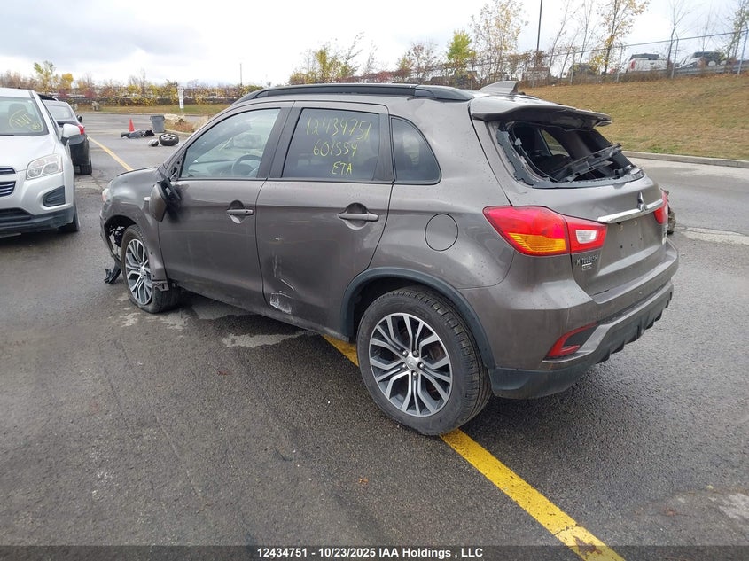 JA4AJ4AW0JU601554 2018 MITSUBISHI RVR photo no. 3