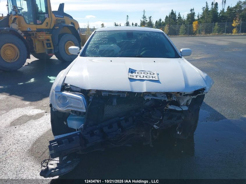 2015 Chrysler 300 Limited VIN: 2C3CCAAG9FH828529 Lot: 12434761