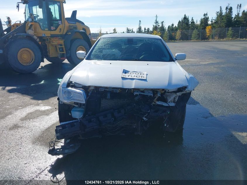 2015 Chrysler 300 Limited VIN: 2C3CCAAG9FH828529 Lot: 12434761