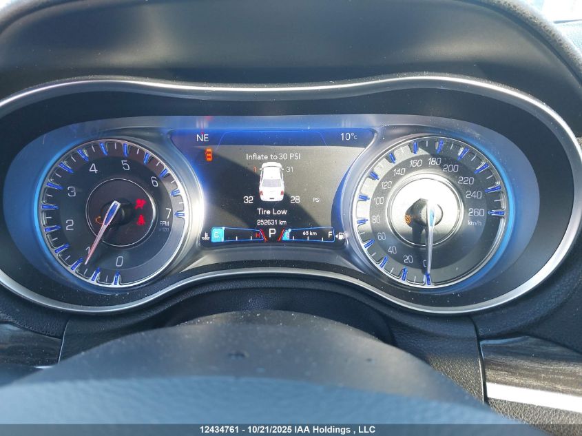 2015 Chrysler 300 Limited VIN: 2C3CCAAG9FH828529 Lot: 12434761