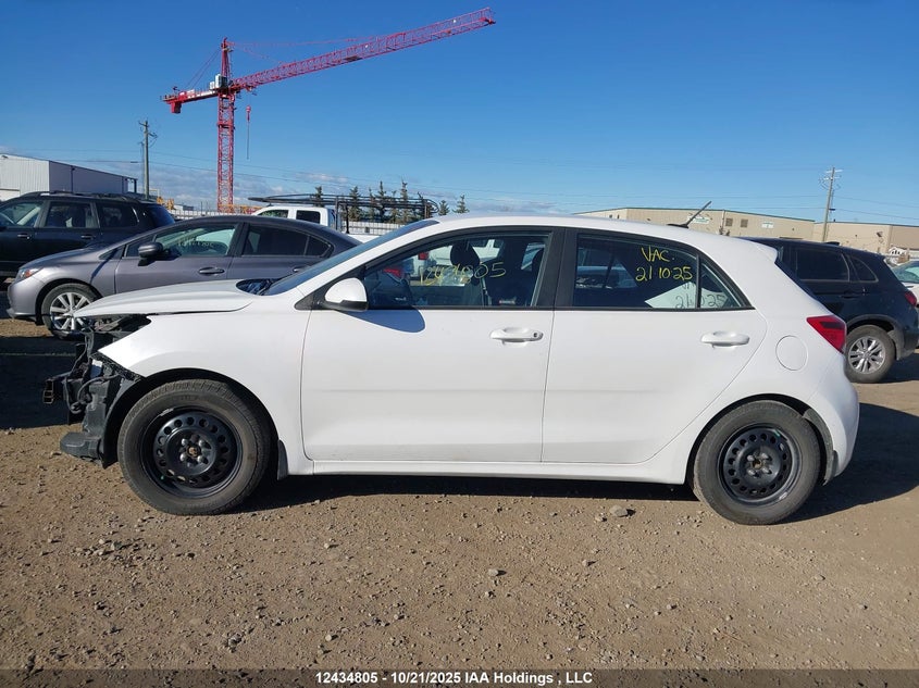 3KPA25ABXJE020499 2018 KIA RIO photo no. 15