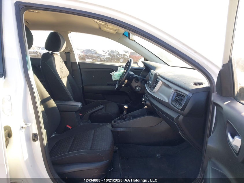 3KPA25ABXJE020499 2018 KIA RIO photo no. 5