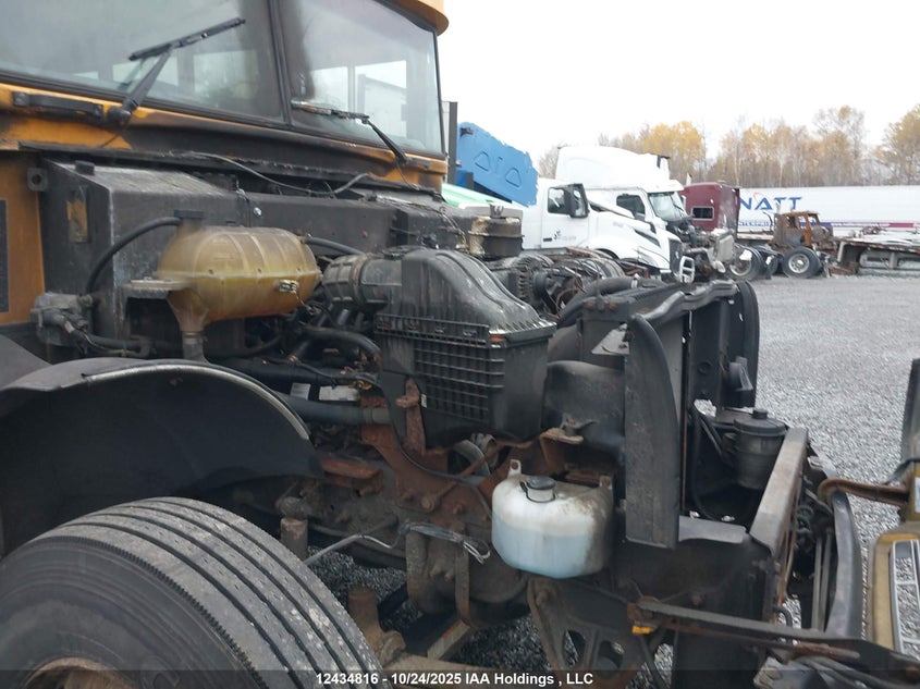 1BAKGCEH1KF353135 2019   photo no. 10