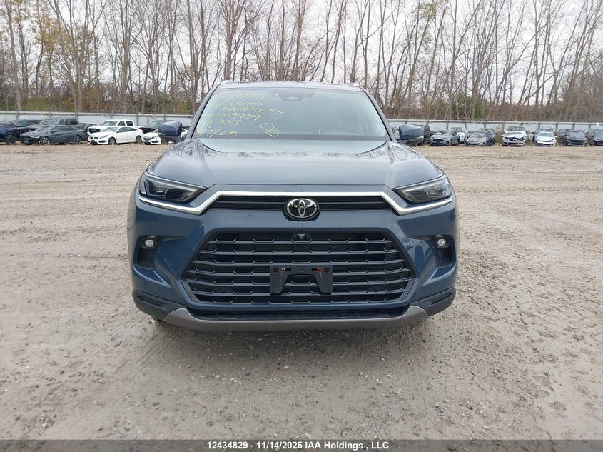 5TDAAAB59RS009404 2024 TOYOTA HIGHLANDER photo no. 12