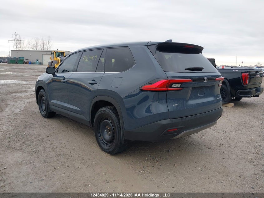 5TDAAAB59RS009404 2024 TOYOTA HIGHLANDER photo no. 3