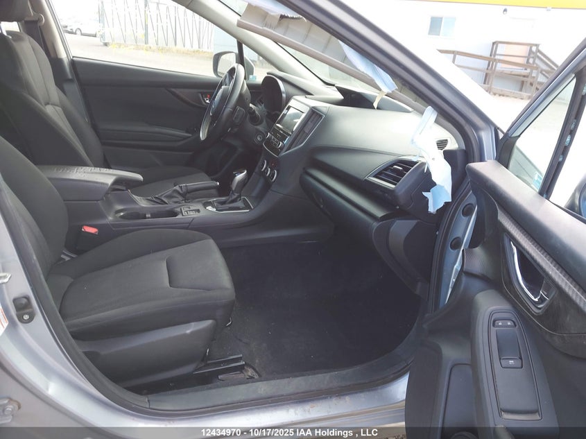4S3GTAE68H3718933 2017 SUBARU IMPREZA photo no. 5