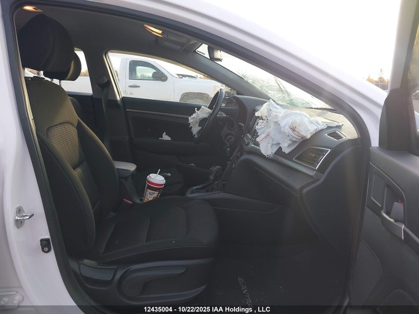 KMHD84LF9JU558761 2018 HYUNDAI ELANTRA photo no. 5