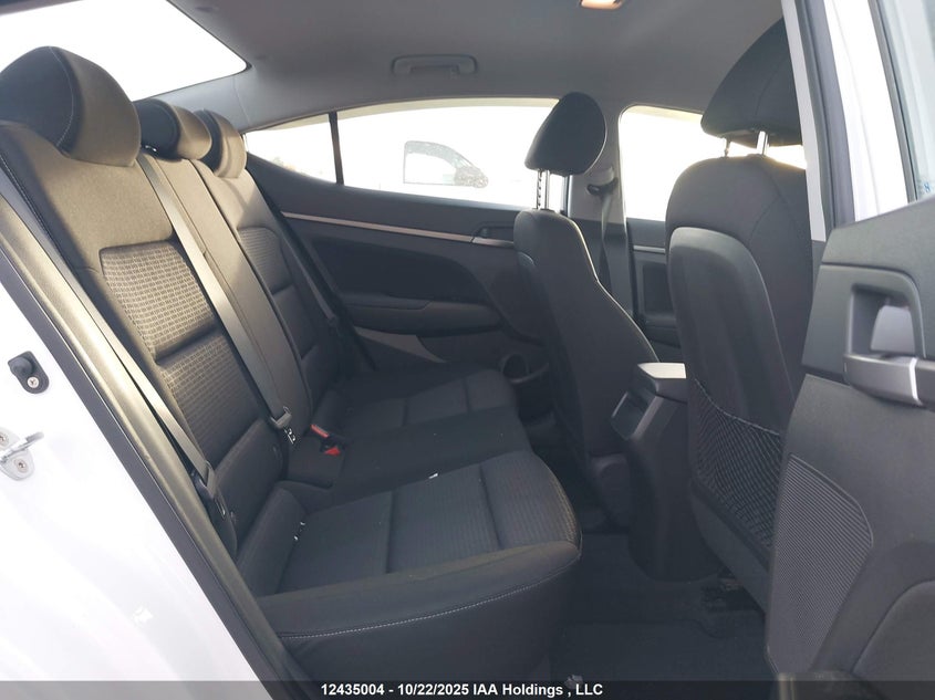 KMHD84LF9JU558761 2018 HYUNDAI ELANTRA photo no. 8
