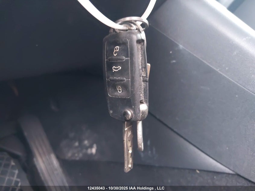 2011 Volkswagen Tiguan 2.0 Tsi Comfortline/2.0 Tsi Highline/2.0 Tsi Trendline VIN: WVGBV7AX3BW528867 Lot: 12435043