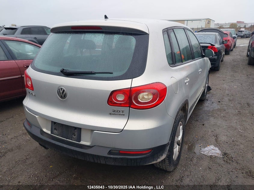 WVGBV7AX3BW528867 2011 VOLKSWAGEN TIGUAN photo no. 4