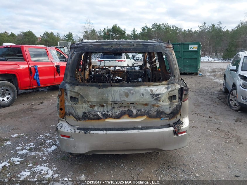 JN8AE2KP5B9000882 2011 NISSAN QUEST photo no. 15