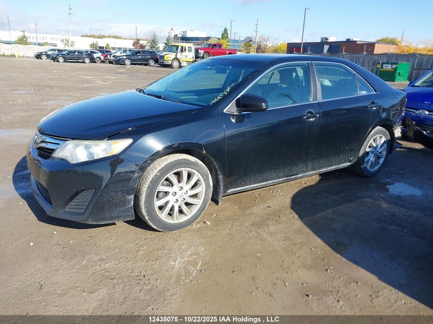 4T1BF1FK5DU246641 2013 TOYOTA CAMRY photo no. 2