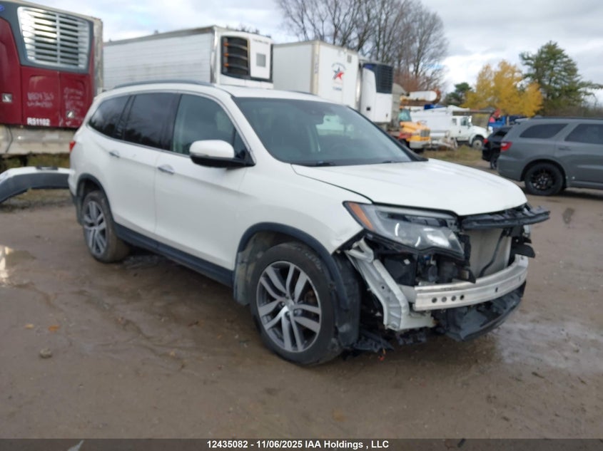 5FNYF6H90JB501142 2018 HONDA PILOT photo no. 17
