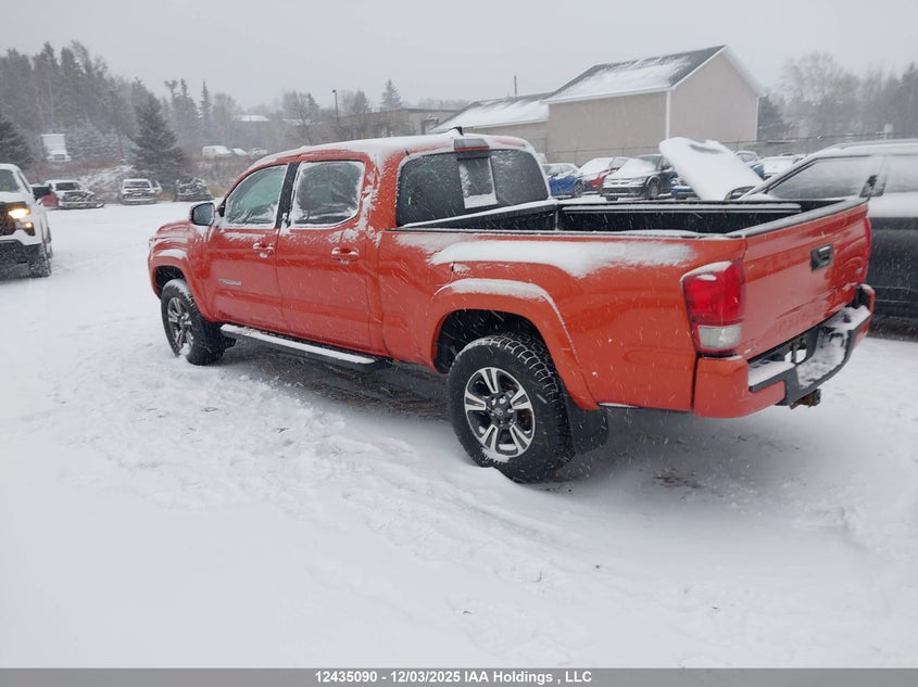 5TFDZ5BN2HX027393 2017 TOYOTA TACOMA photo no. 3
