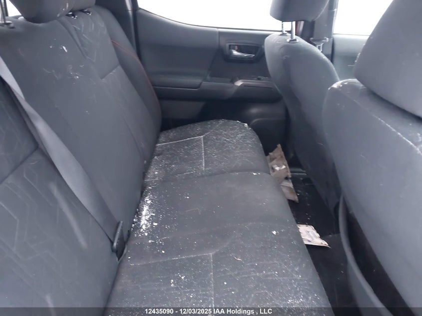 5TFDZ5BN2HX027393 2017 TOYOTA TACOMA photo no. 8