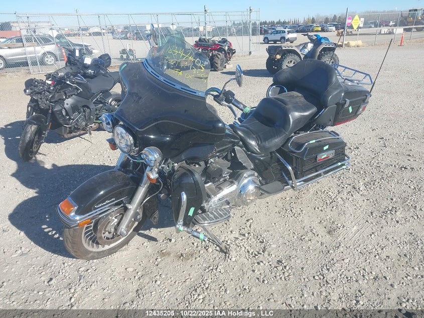 5HD1FC4A1AB637547 2010 HARLEY-DAVIDSON ELECTRA GLIDE photo no. 2
